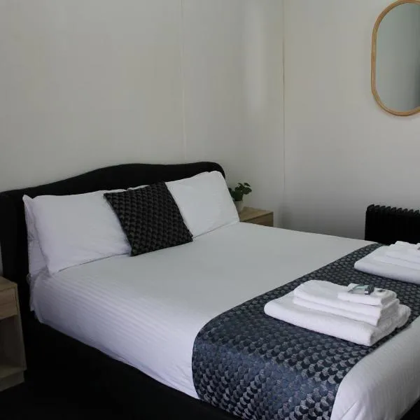 Romano's Hotel & Suites Wagga Wagga，位于沃加沃加的酒店