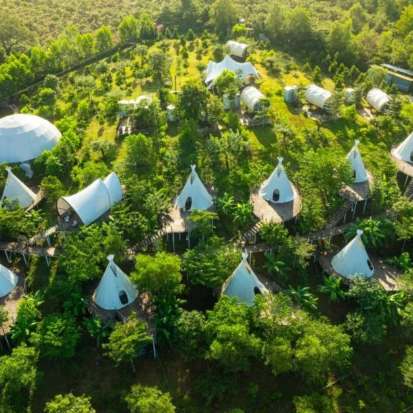 Panorama Glamping，位于Ấp Bình Hòa的酒店