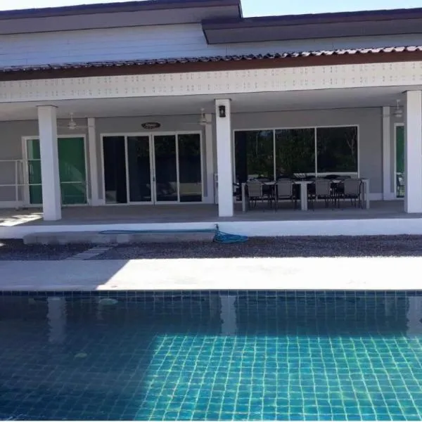 Kongsai Private poolvilla in Klong Khong，位于Ko Lanta Yai的酒店