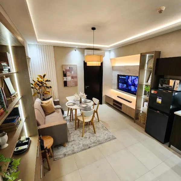 1 Bedroom Apartment in Aeon Towers I City Views I Free Wi-fi, Gym and Pool，位于达沃市的酒店
