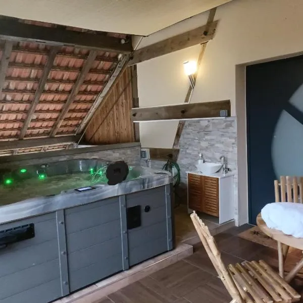 Maison d'hôtes avec Jacuzzi -Sauna，位于Montreux-Château的酒店