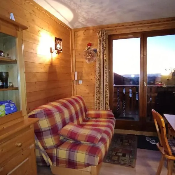 Appartement avec 1 chambre，位于贝尔内的酒店