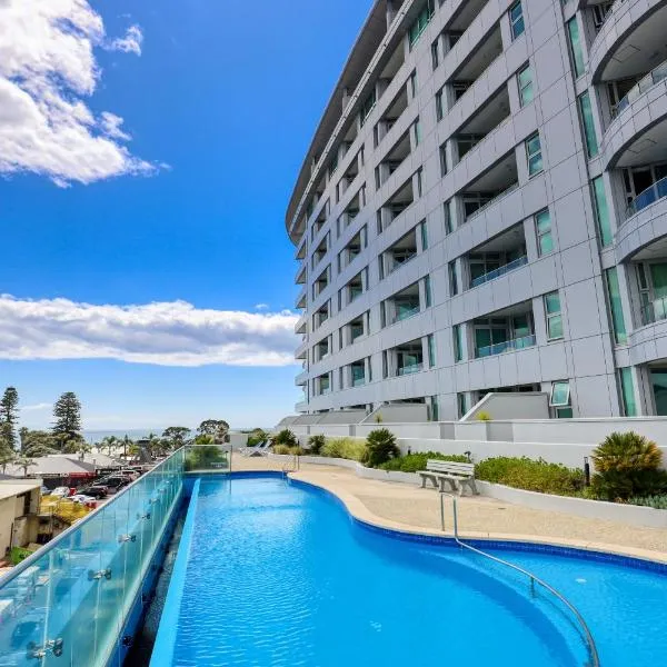 Marsden Suites Nautilus Orewa，位于怀韦拉的酒店