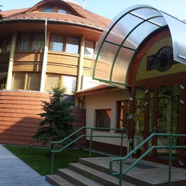 Fenyves Wellness Hotel Békéscsaba，位于Újkígyós的酒店