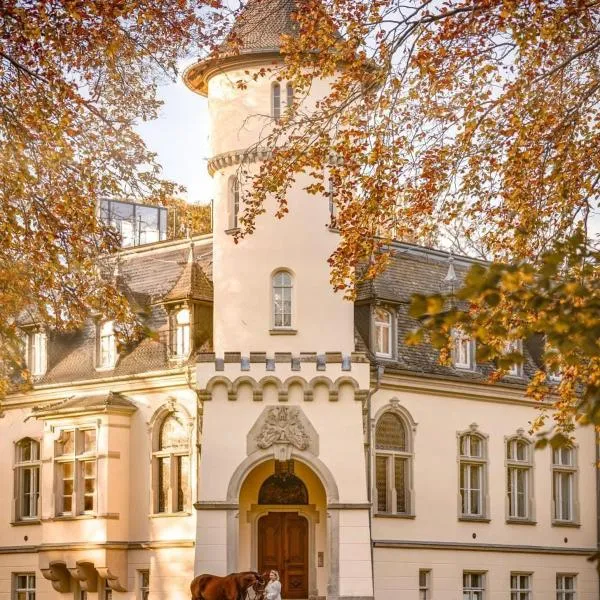 Schlosshotel Hohenbocka，位于Hohenbocka的酒店