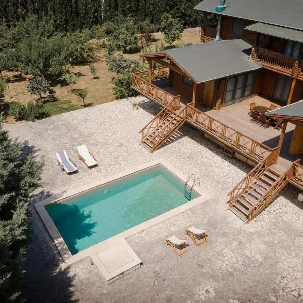 Chalet Stiga Kalavrita - Maisonettes，位于卡拉维塔的酒店