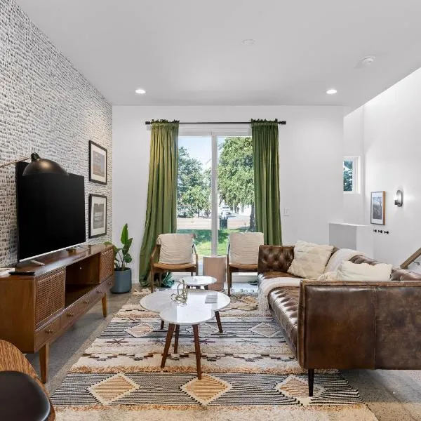 South Side Modern - Downtown Living - Amazing Location，位于查塔努加的酒店