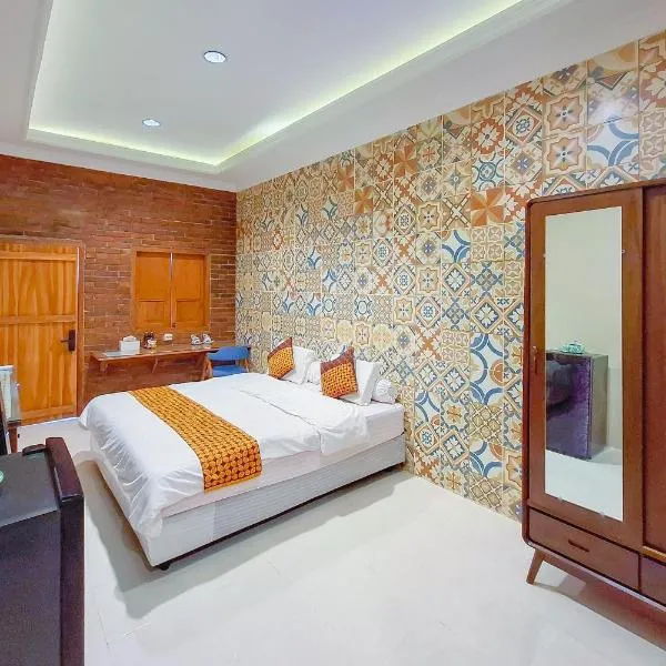 Omah Kampoeng Near UKSW Salatiga Mitra RedDoorz,位于沙拉迪加的酒店
