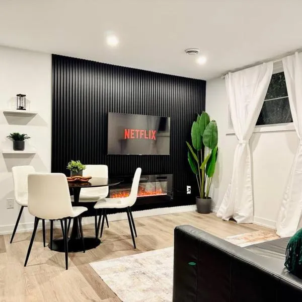 Luxury Stay Near Niagara Falls，位于尼亚加拉瀑布的酒店