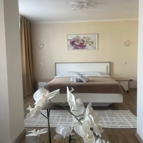 Hotel Elegia，位于Trostyanets的酒店