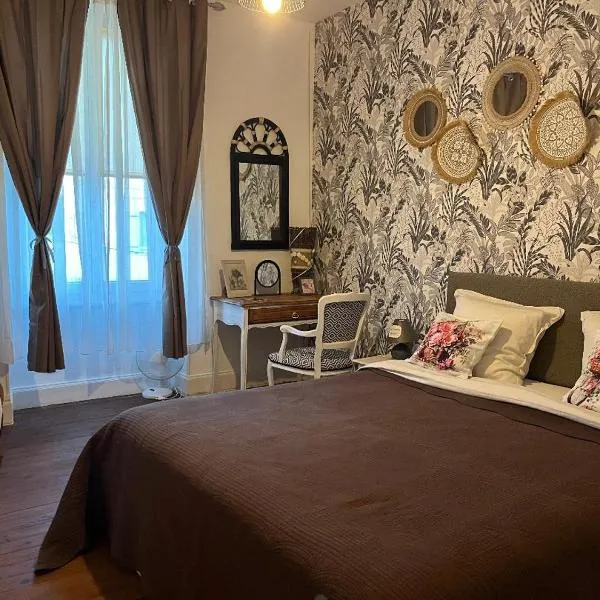 Appart Hotel Comptoir du Golf，位于Villedieu-sur-Indre的酒店