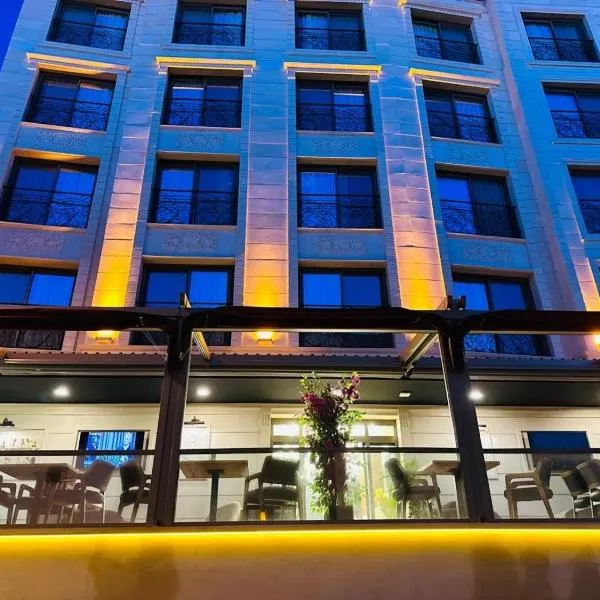 Monalisa Hotels KUŞADASI，位于库萨达斯的酒店