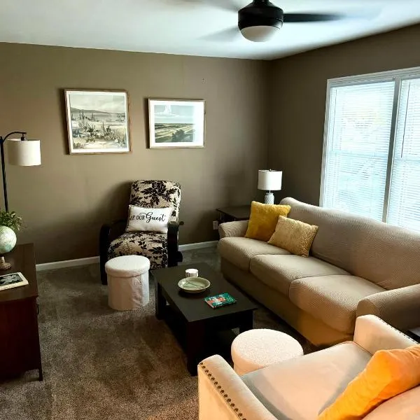 Sunflower House，位于萨利纳的酒店