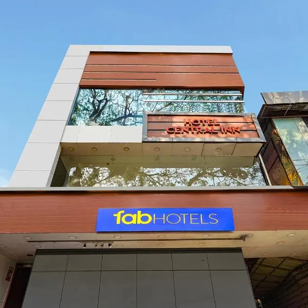 FabHotel Central Inn Residency，位于Tripunittura的酒店