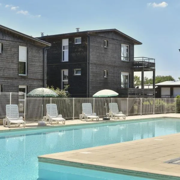 Résidence le Domaine de Saint Orens, linge inclus et piscine en saison，位于蒙特利尔的酒店