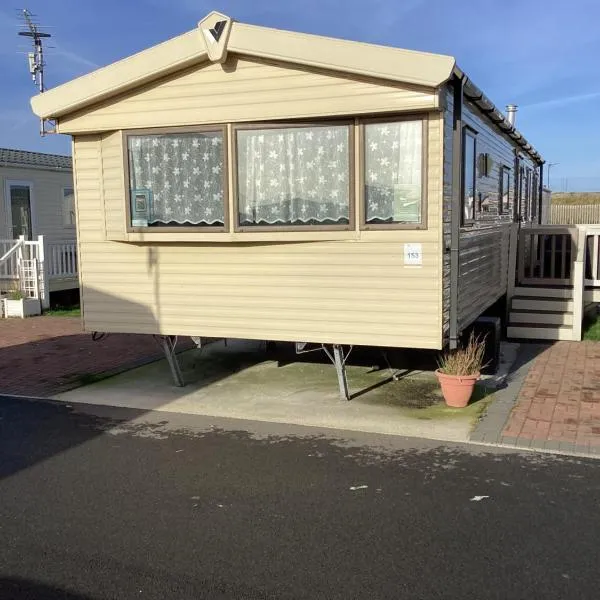 Towyn Golden Gate Rentals 153，位于Kinmel Bay的酒店