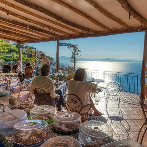 Villa Pino，位于弗洛里的酒店