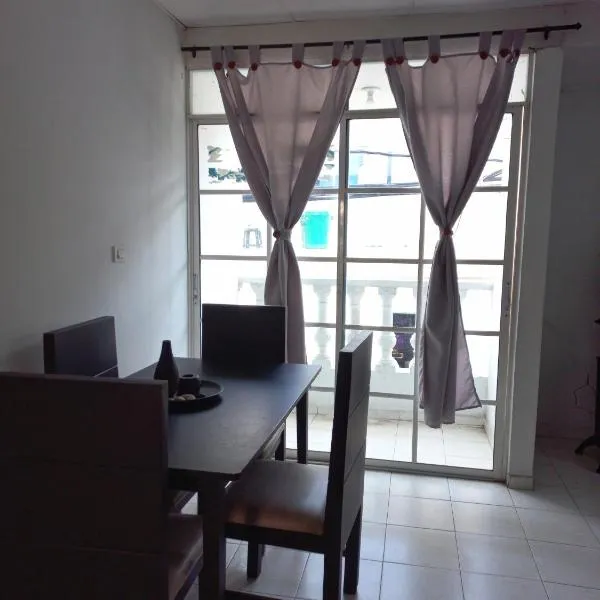 Apartamento hostal oasis，位于哥伦比亚港的酒店