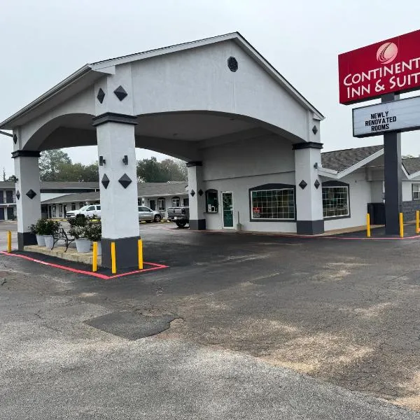 Continental Inn and Suites Nacogdoches TX SFA University Downtown，位于纳科多奇斯的酒店