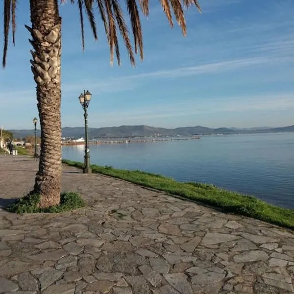 Nea Makri's little Ireland，位于新马克立的酒店