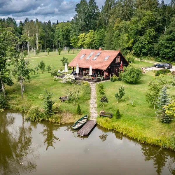 Annas Dzirnavas-Ezera māja，位于Annas的酒店