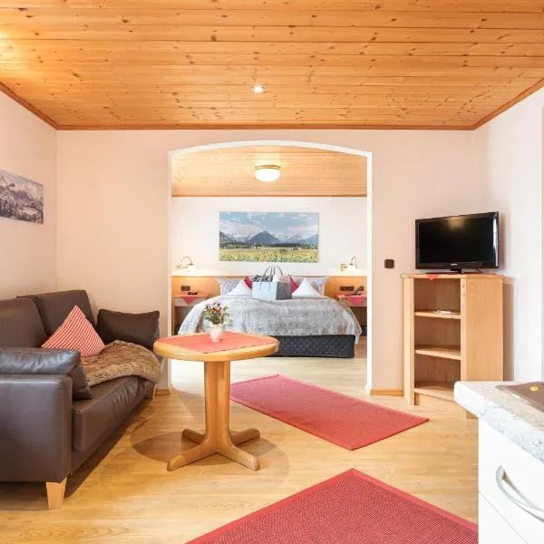 Familien- und Wellnesshotel "Landhaus Viktoria"，位于奥伯斯特多夫的酒店