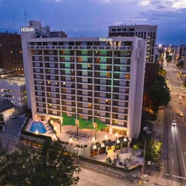 Hilton Birmingham Downtown at UAB，位于伯明翰的酒店