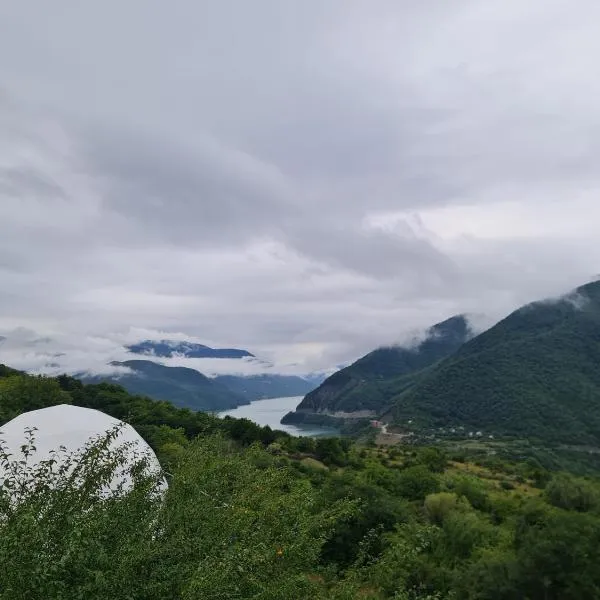 lakeviewglamp，位于Dushetʼi的酒店