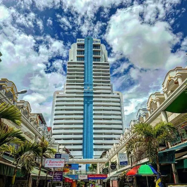 Patong Tower Apartment - AMP，位于芭东海滩的酒店