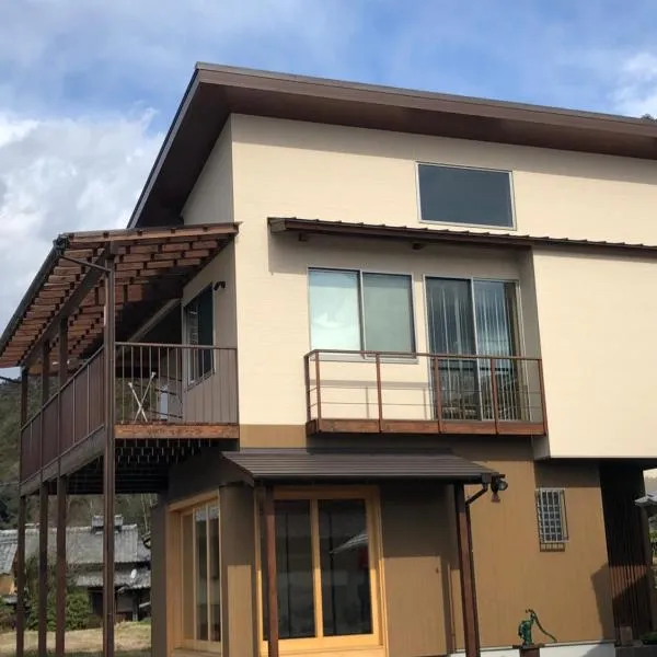 縁側ハウス，位于龟冈的酒店