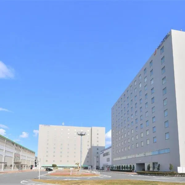 临空J酒店，位于Tokoname的酒店