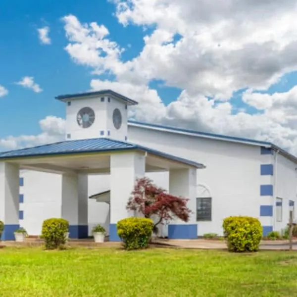 Quality Inn Ripley，位于Ripley的酒店