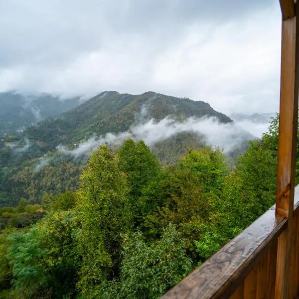 Guest House AKU'TSA，位于Keda的酒店