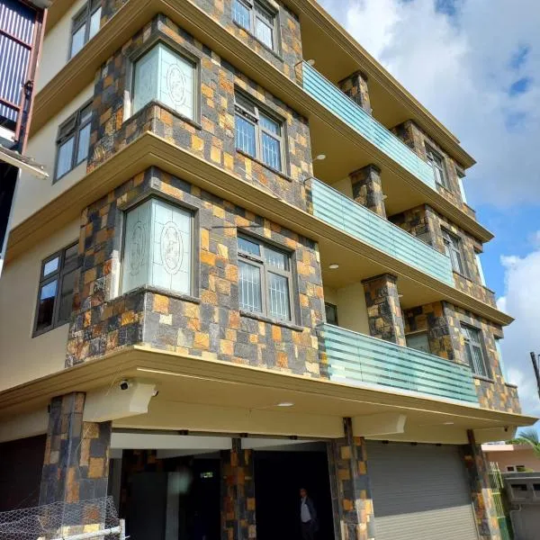 U & S Luxury Apartments Ltd，位于卡特勒博尔纳的酒店