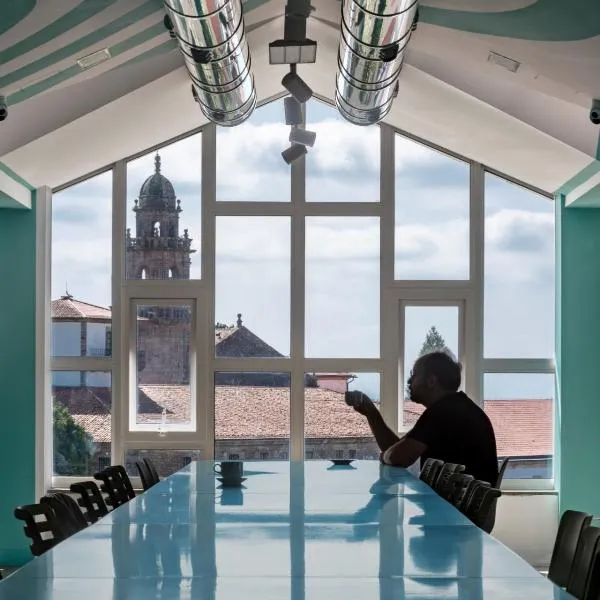 Loop INN Hostel Santiago de Compostela，位于圣地亚哥－德孔波斯特拉的酒店