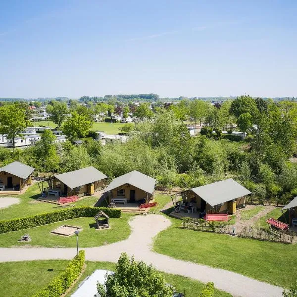 Glamping Betuwestrand，位于Beesd的酒店