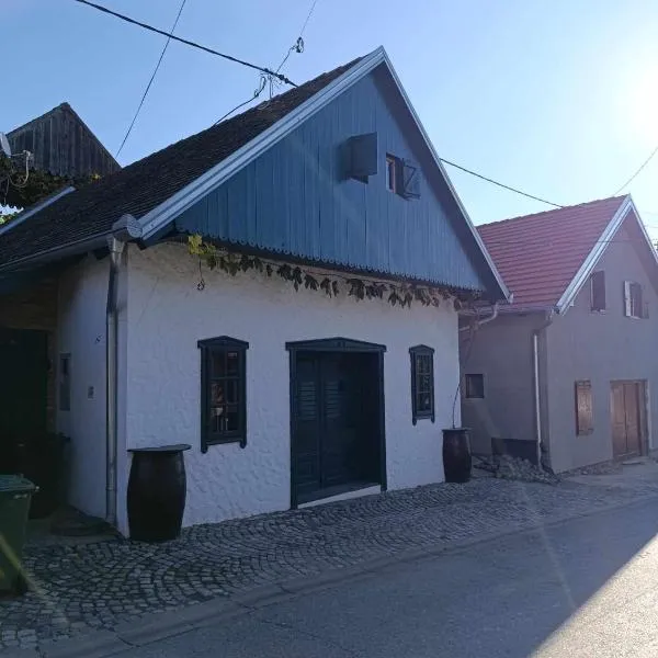 Vinska kuća na vinskoj cesti Zmajevac，位于Draž的酒店