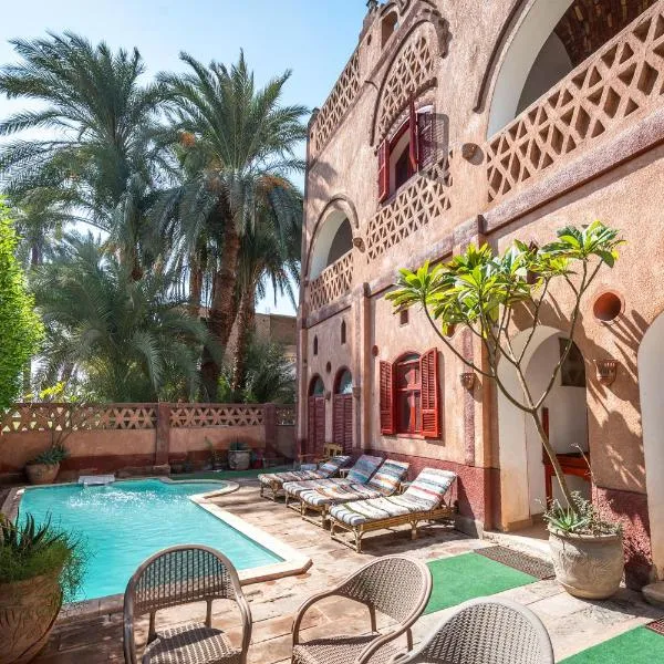 villa al diwan luxor，位于Jazīrat al ‘Awwāmīyah的酒店