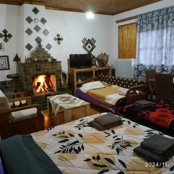 Pindos Mountain View Rooms，位于卡兰巴卡的酒店