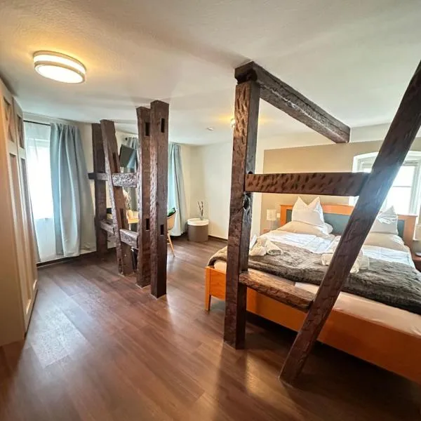 Hotel Adler am Schloss，位于Bönnigheim的酒店