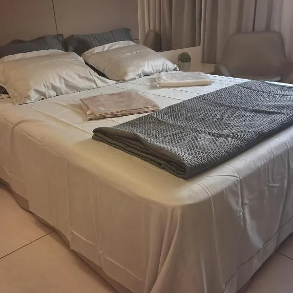 Apartamento em hotel no Lourdes zona sul de BH，位于贝洛奥里藏特的酒店