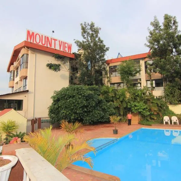 Mount View Executive，位于潘奇加尼的酒店