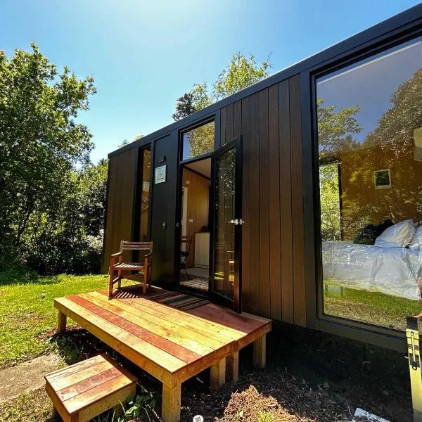 Kereru Creek by Tiny Away，位于Tataraimaka的酒店