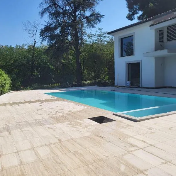 Villa dei Gelsomini，位于罗卡迪帕帕的酒店