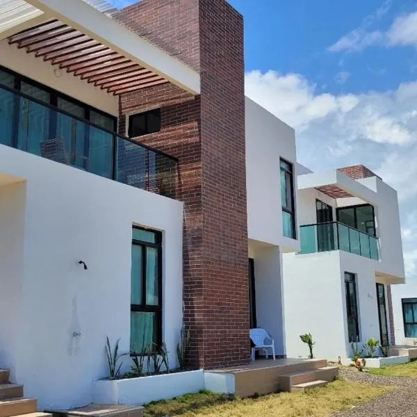 Cabañas Jardín del mar a solo pasos de la playa，位于圣贝尔纳多德尔比恩托的酒店