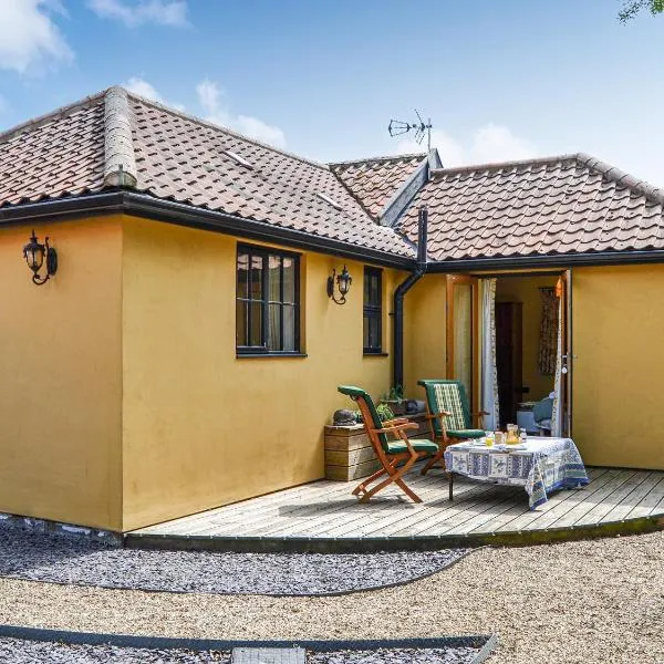 Bradcar Farm Cottage，位于Snetterton的酒店