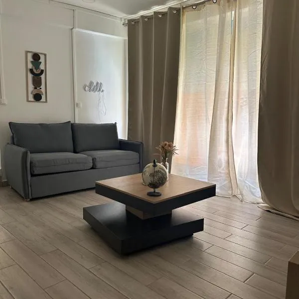 L Univers ORA，位于Pamandzi的酒店