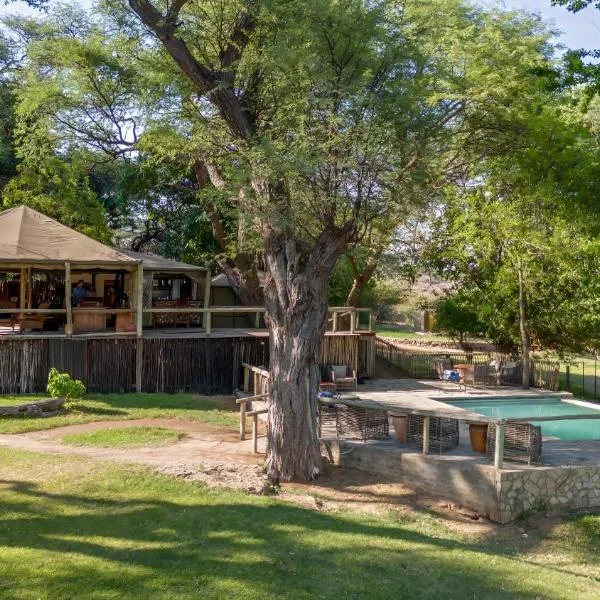 Elephant Valley Lodge，位于Lesoma的酒店