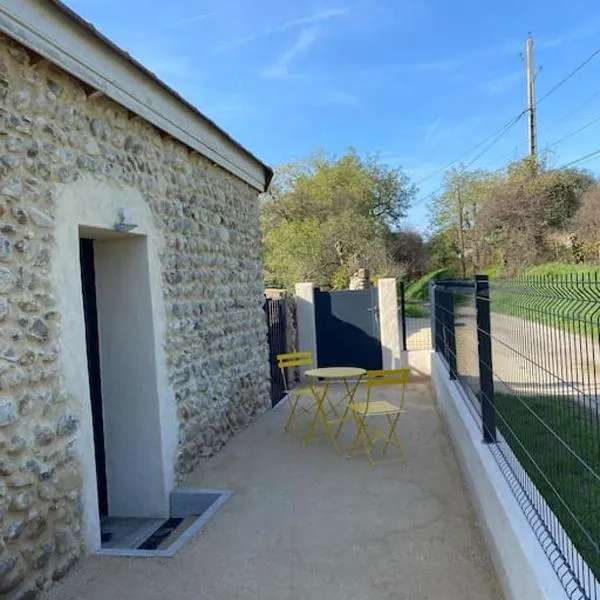 Gîte La Clé de Saint-Georges，位于拉罗克德格兰的酒店