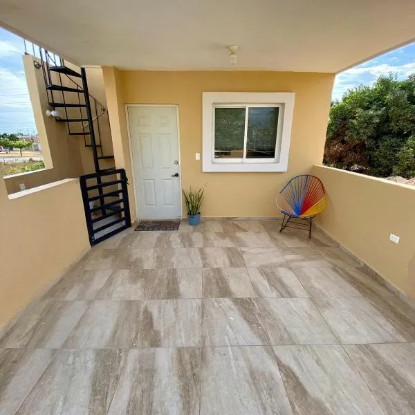 Departamento Piso 2，位于马萨特兰的酒店